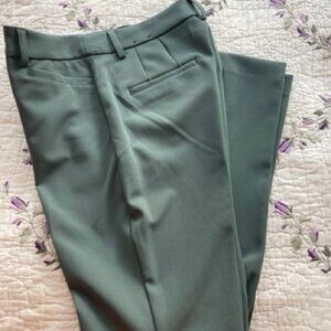 NWT Express Super Soft Twill Boot High Rise Pant